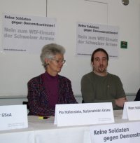 Marc Kalbermatter und Pia Hollenstein an der Medienkonferenz