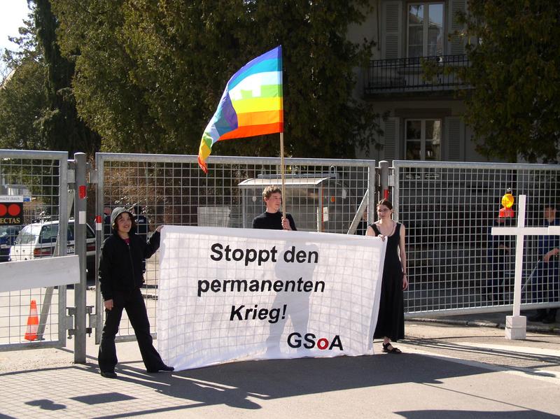 Vor der Einfahrt